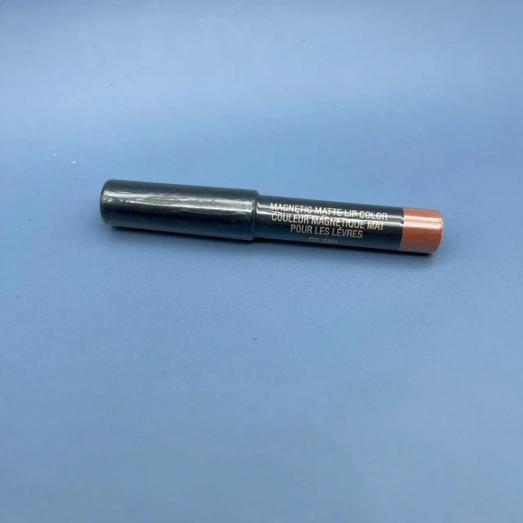 Mini NUDESTIX Magnetic Matte Lip Pencil in Go Girl, Travel Size, NWT - Picture 3 of 7